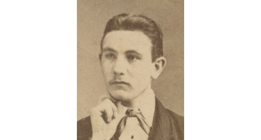 CDV PORTRAIT MAN IN THOUGHTFUL POSE, FROM KIRKCALDY, SCOTLAND