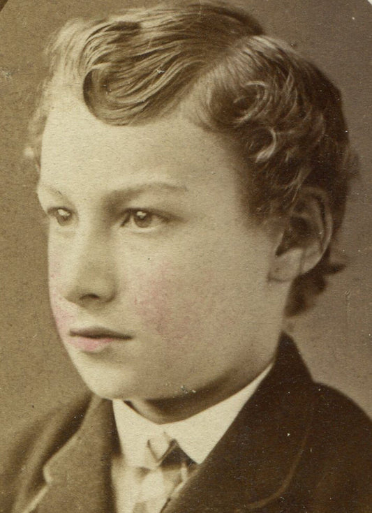 BOY ON THE EDGE OF MANHOOD. TINTED CDV. PHILADELPHIA, PA.