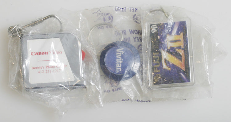 CAMERA BRAND KEYCHAINS SET OF 3 CANON/FUJI/VIVITAR