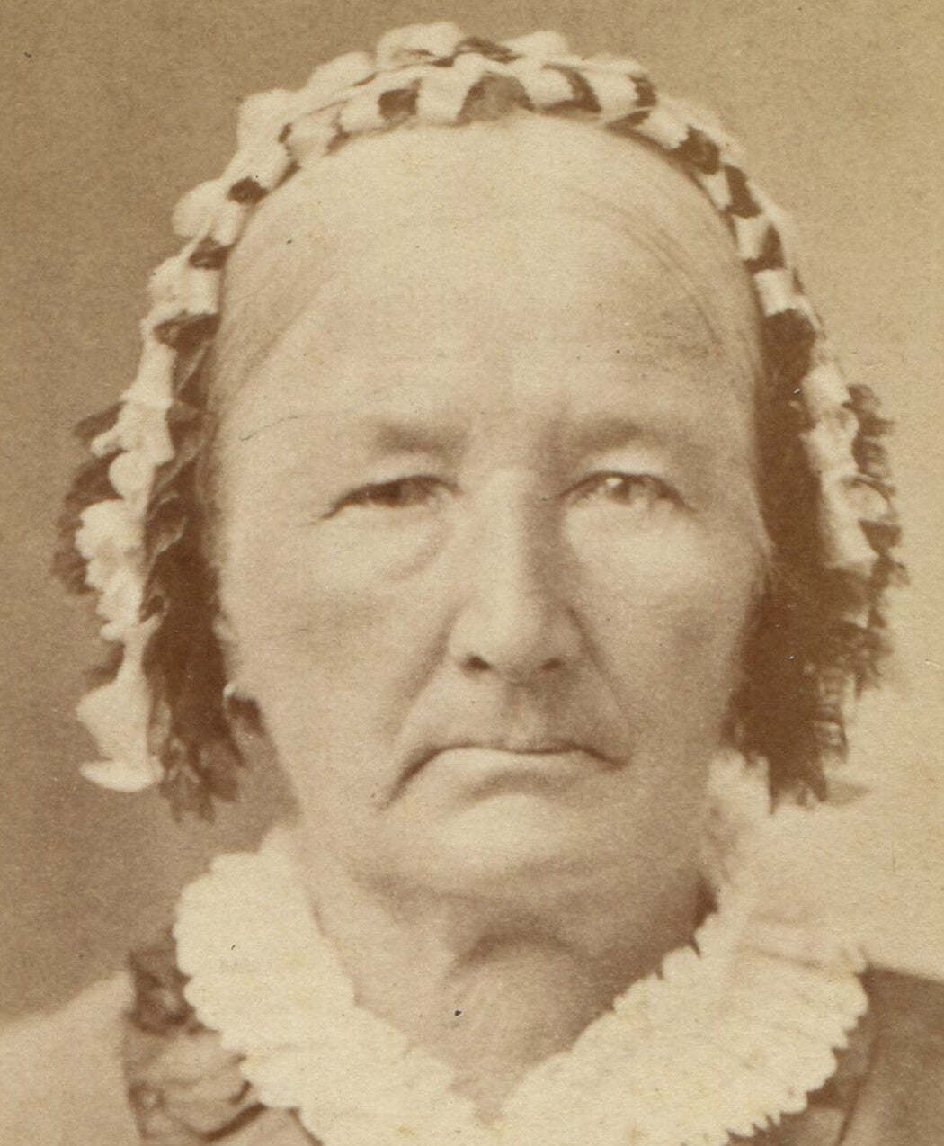 WOMEN, DIFFERENT AGES, LOCATIONS. 3 SET CDV, ONE CIVIL WAR ERA, TROY, N.Y.