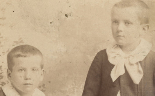2 CUTE SIBLINGS GREAT OUTFITS, WASHINGTON, PA, CAB CARD PORTRAIT BY ROTHWELL