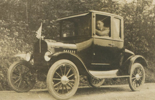 AUTOMOBILES, EARLY MODELS, 1920s. SILVER PRINT 5 SET.