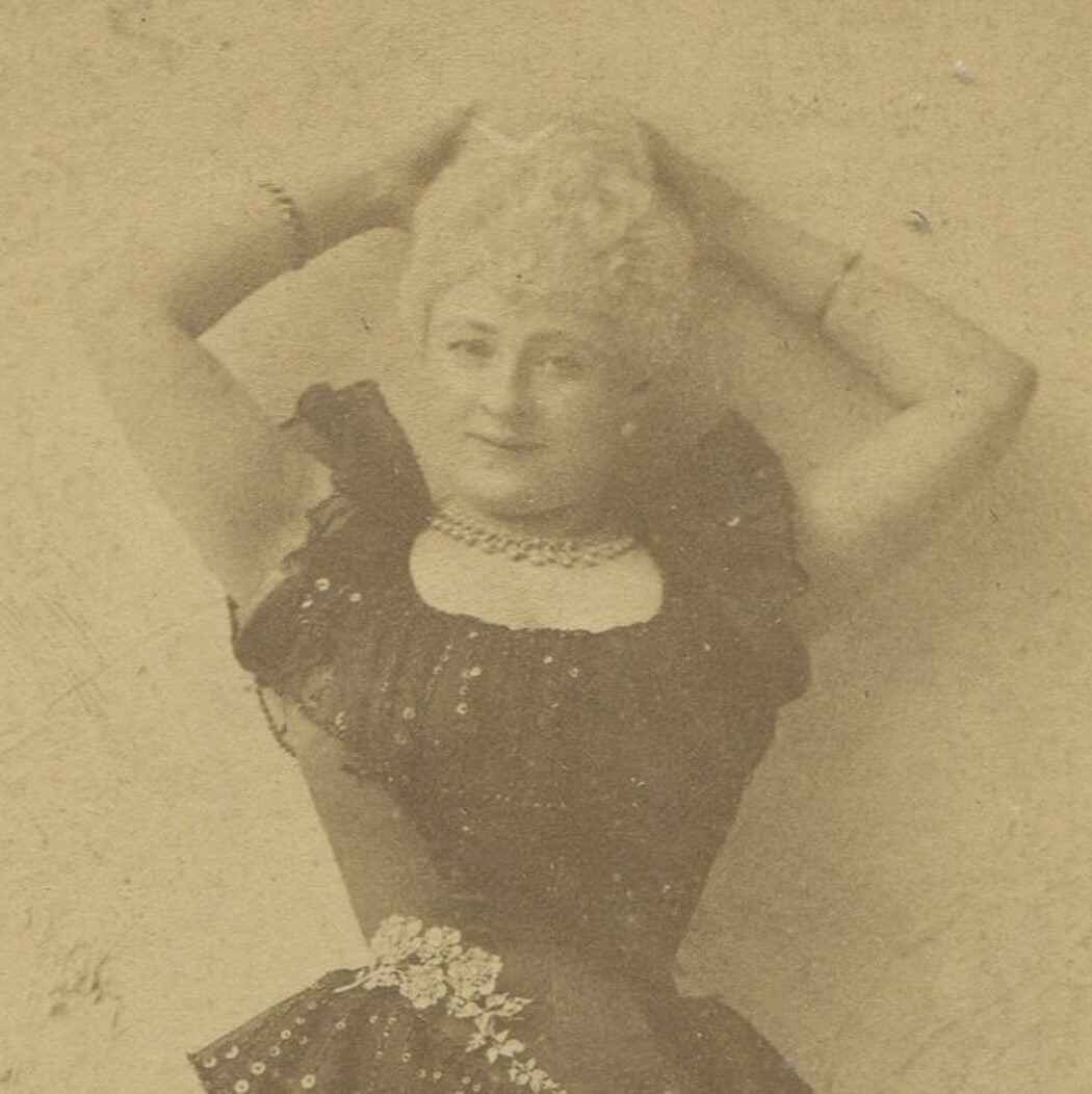 THEATRICAL, ACTRESS SADIE MARTINOT. CABINET CARD BY SARONY. N.Y.