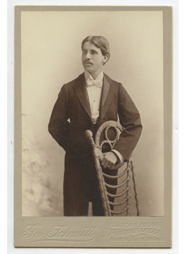 CAB CARD PHOTO OF MAN FROM CINCINNATI, OH, BY SCHMITT