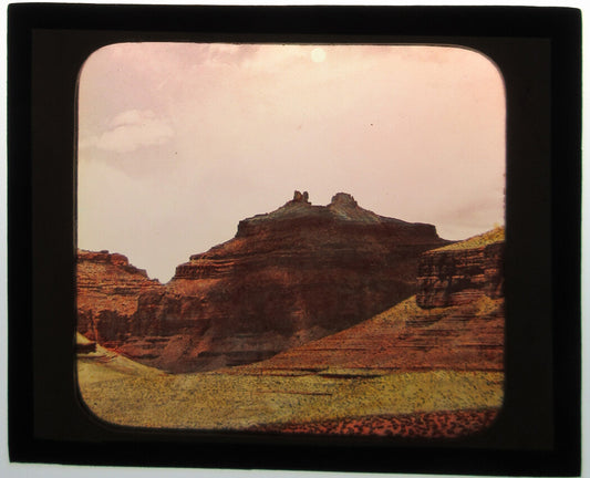 ANGEL GATE, GRAND CANYON. PHOTO ON GLASS, HAND COLORED.