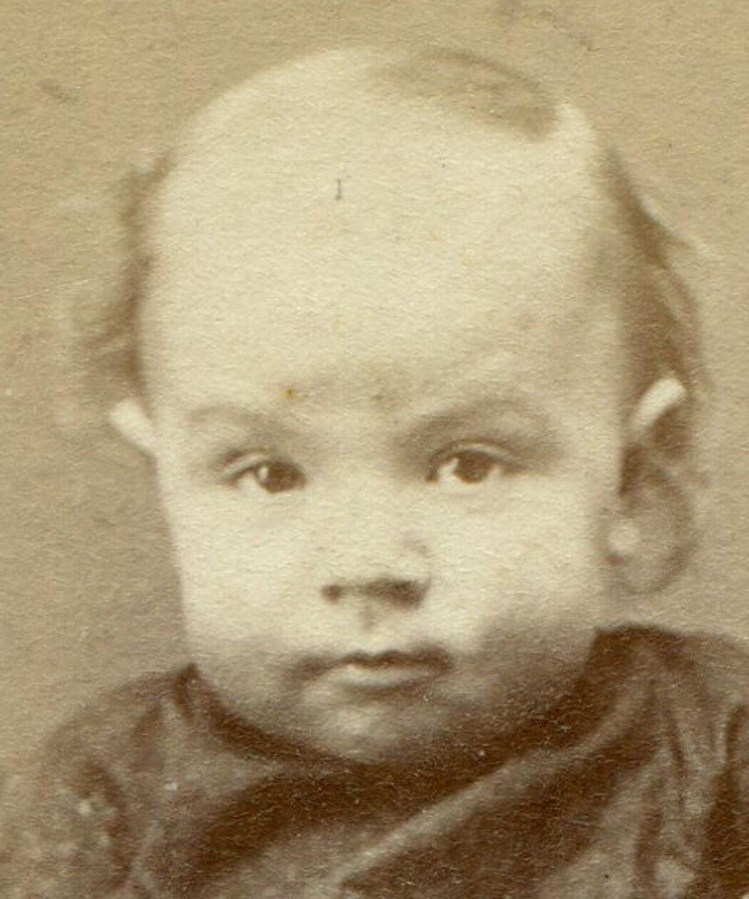 BABY, READY TO TAKE OVER THE WORLD. LOOK OUT. CDV. FARMINGTON, ILL.