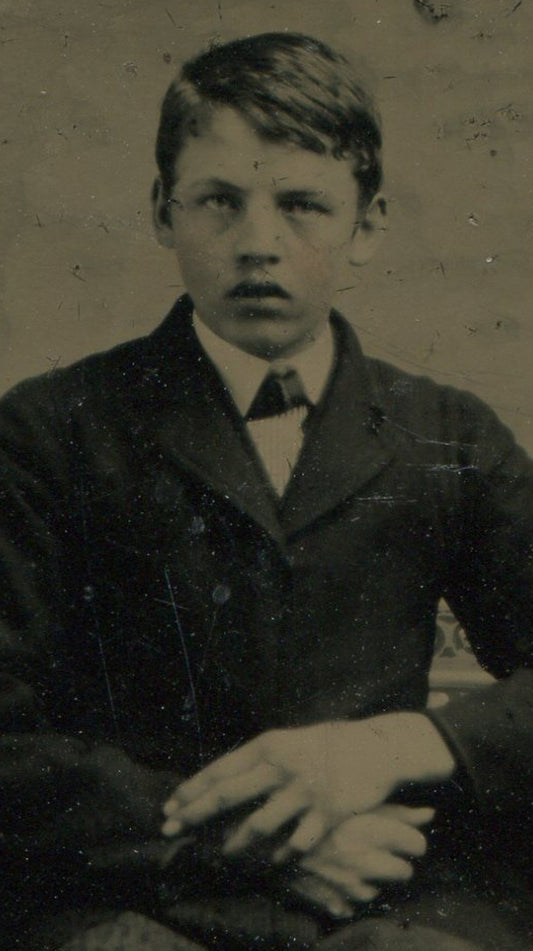 Tintype Photograph Gangly Young Man with Puffy Eyes 3.5x2.5 in Old Photo