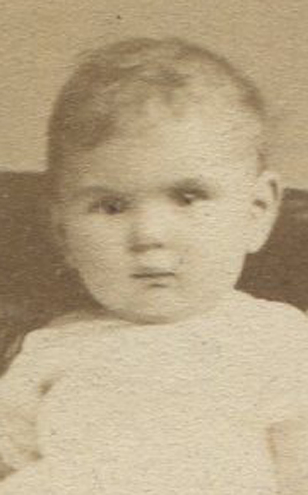 BABY IN GOWN ABOUT TO CRY. CDV. ALLEGHENY CITY. PA.