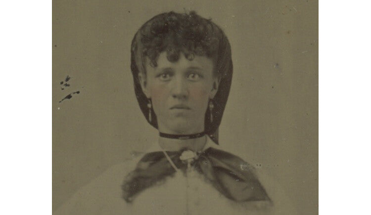 LADY W/ BOW, EARRINGS, CHAIR, 1/6 PLATE TINTYPE