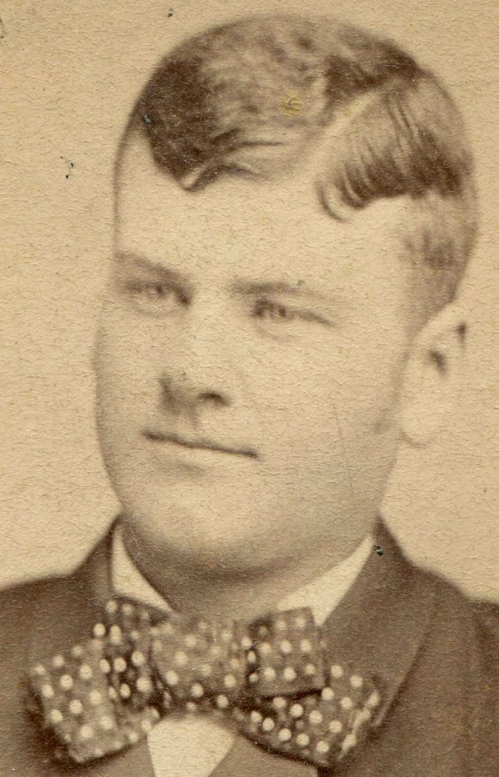 MAN WEARING SPECTACULAR POLKA DOT TIE. CDV.
