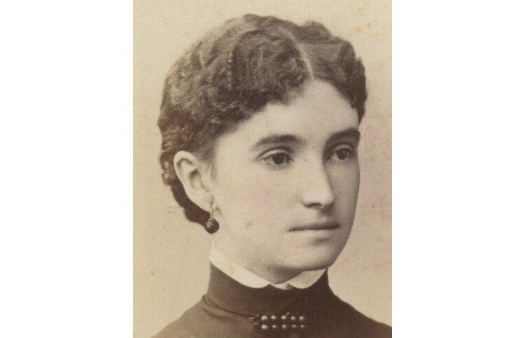 CIVIL WAR ERA LADY W/ BEAUTIFUL DRESS, NEW HAVEN, CONN