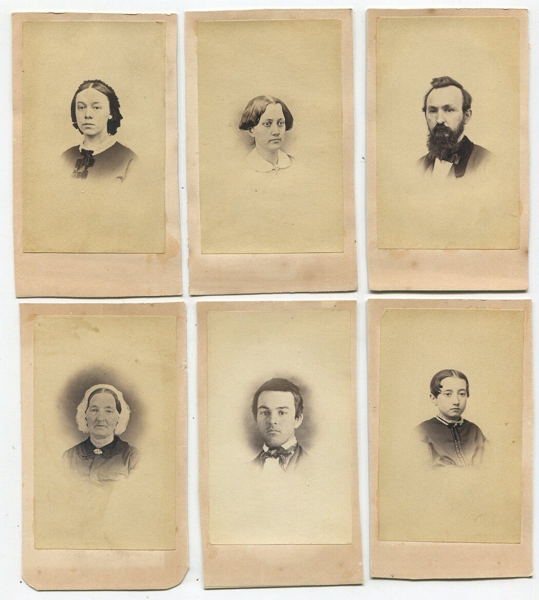 VERY EARLY CDV, FAMILY GROUP. 6 SET. RARE.