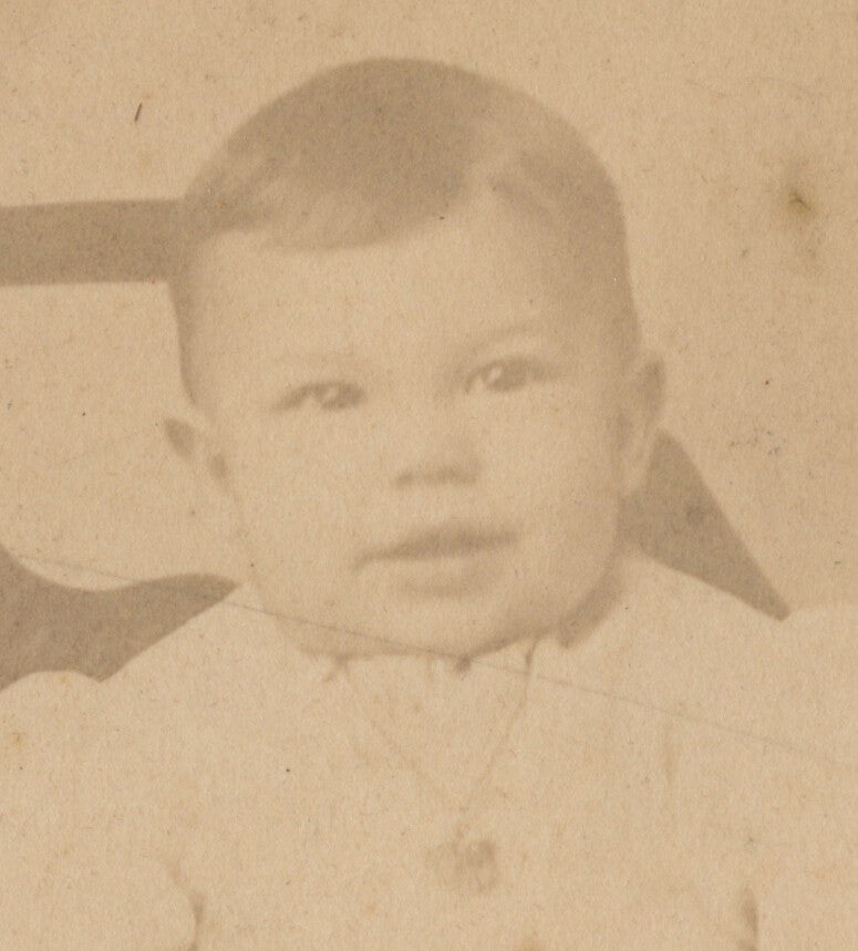SOUTHSIDE PITTSBURGH, PA, STUDIO PHOTO, CUTE CHILD ALMOST SMILING