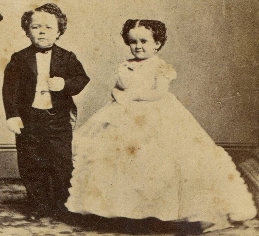 COMMANDER NUTT AND MINNIE WARREN. BOTH IN FORMAL WEAR. CDV.