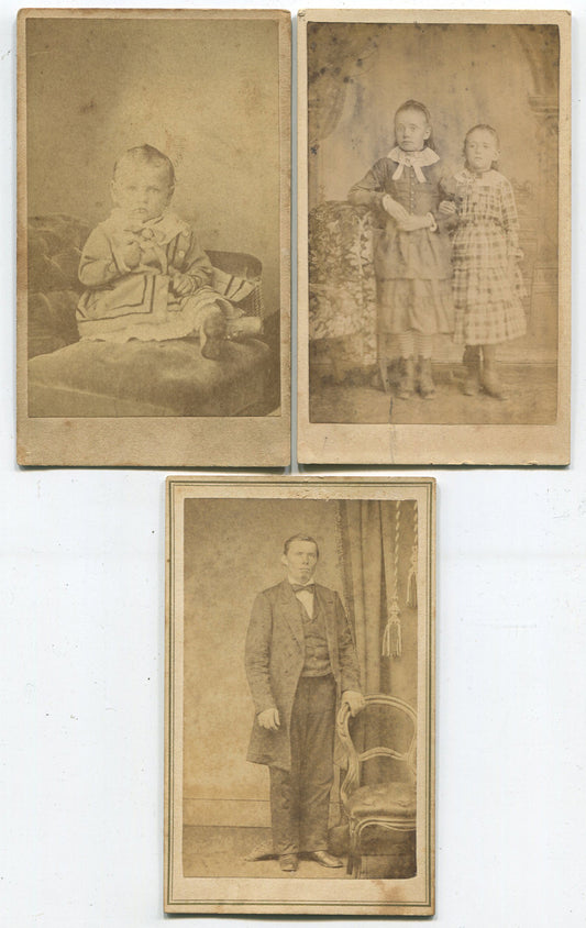 BABY, YOUNG SIBLINGS, MAN. CDV THREE SET. NAPERVILLE, ILL.