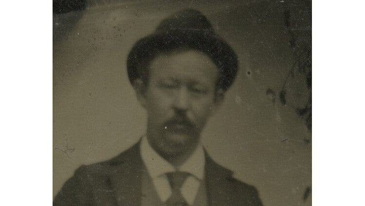 MAN W/ HAT STANDING, TINTYPE 1/6 PLATE