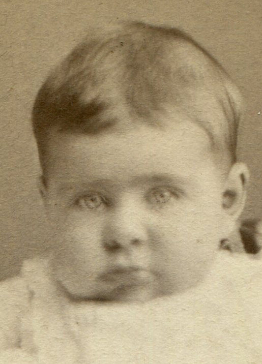 CHUBBY CHEEKED BABY. CDV. PORTLAND, OREGON.