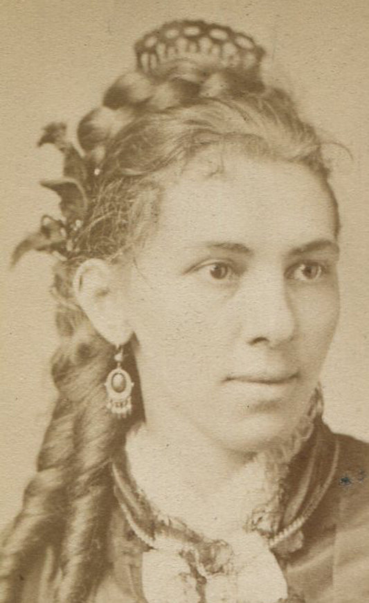 WOMAN WITH COMPLICATED HAIR ACCESSORIES AND JEWELRY.  CDV, ALLEGHENY, PA.