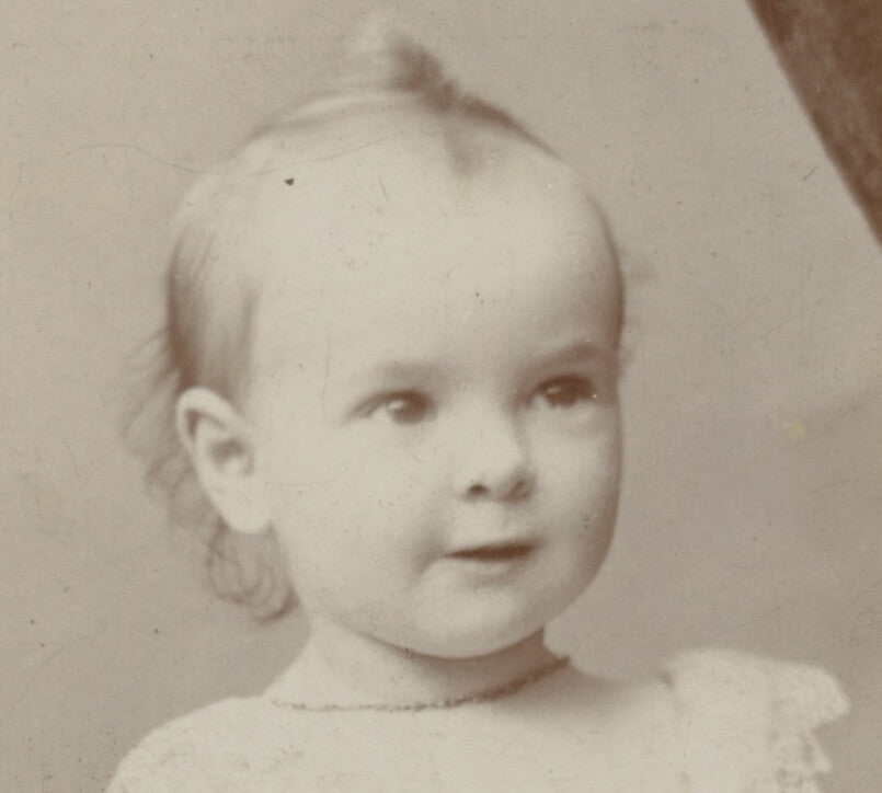 FROM PERRY, NY, PHOTO CUTE CHILD