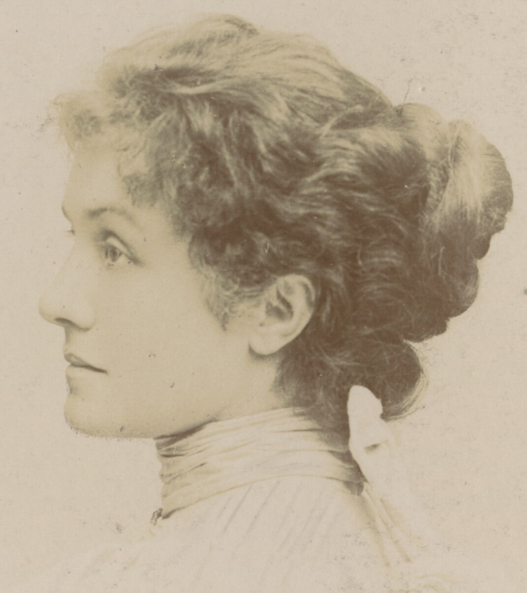 FLORENCE, ITALY, STUDIO PORTRAIT, PRETTY LADY IDED ON BACK, LOUISE BROADWOOD?