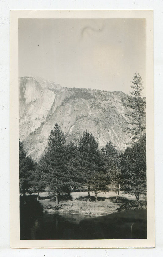 YOSEMITE HALF DOME. VINTAGE B W PRINT. 1940-50.
