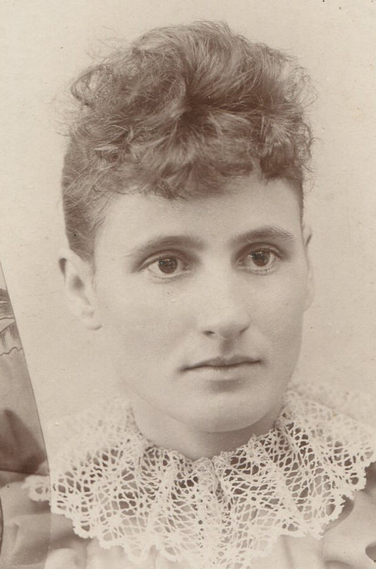 WOMAN WITH SEVERE HAIR AND LACE COLLAR. CABINET CARD. MCCONNELSVILLE, OHIO.