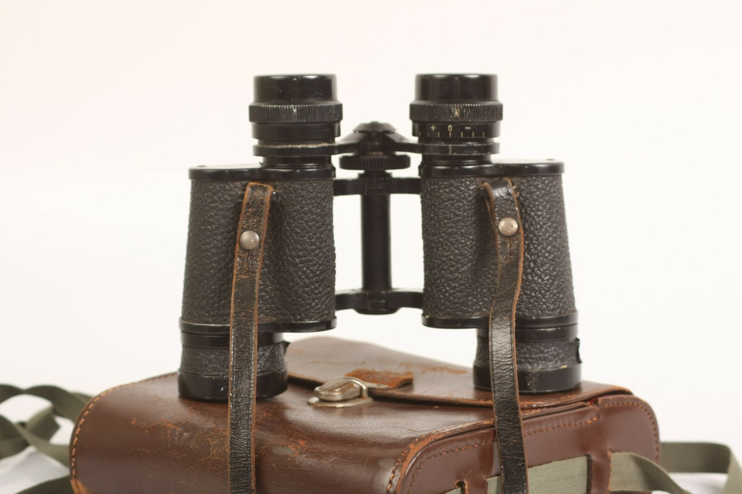Hertel and Ruess 7X35 Binoculars with Case