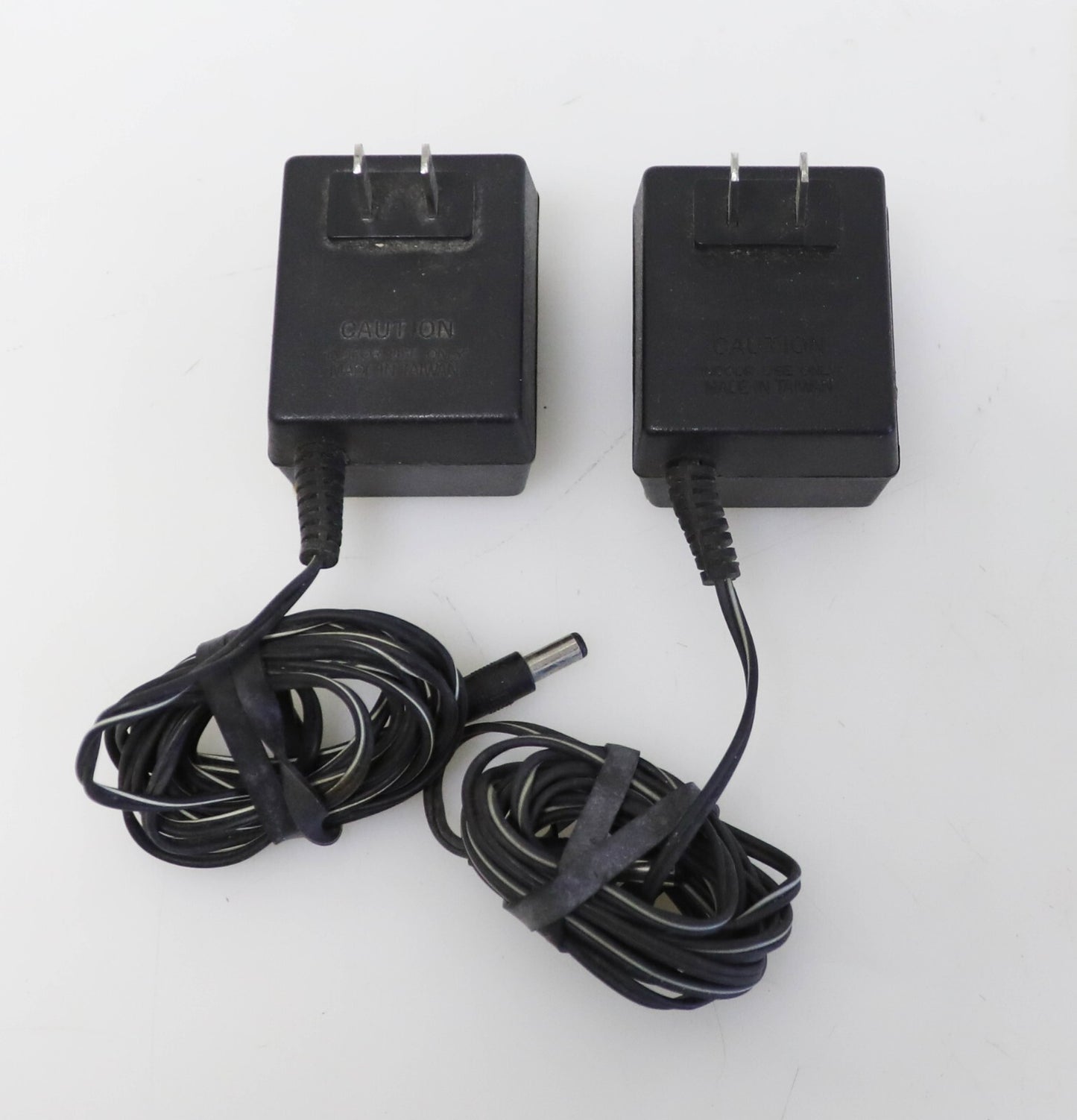 Quantum Battery 1, Chargers, Vivitar 283 Flashes - LOT FOR PARTS