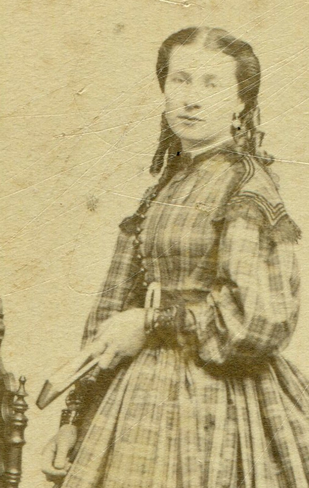 WOMAN, LONG RINGLET CURLS, HOLDING BOOK. MRS ESAY(BARKER). CDV.