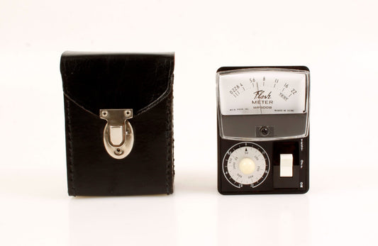Camera Flash Meter With Case & Manual TESTED