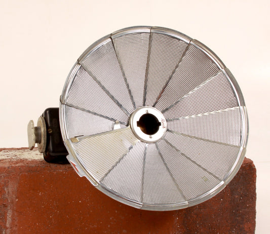 Vintage Art-Deco Fan Flash