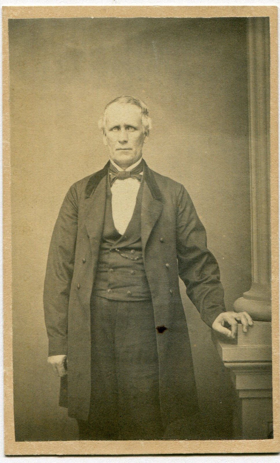 WORRIED OLD MAN, STANDING POSE. EARLY CDV.