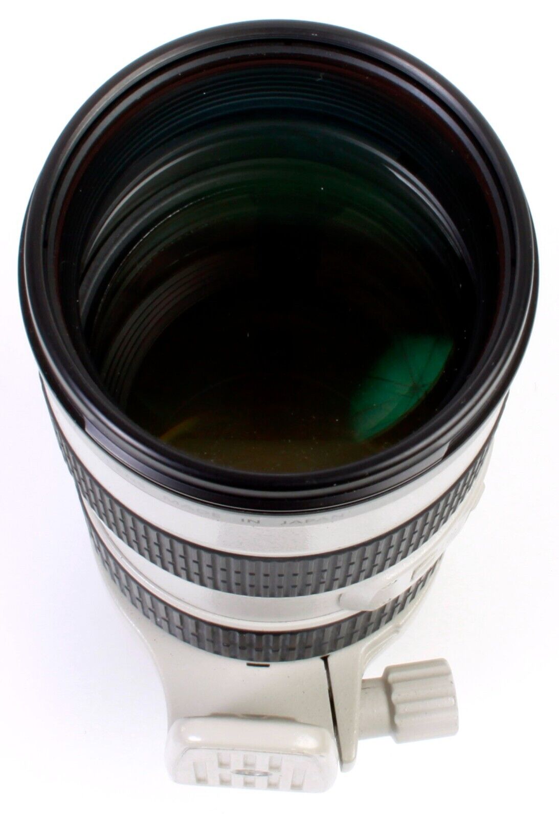Canon EF 70-200mm f/2.8L IS USM Zoom Lens w/ Tripod Mount, Case, Hood & Box