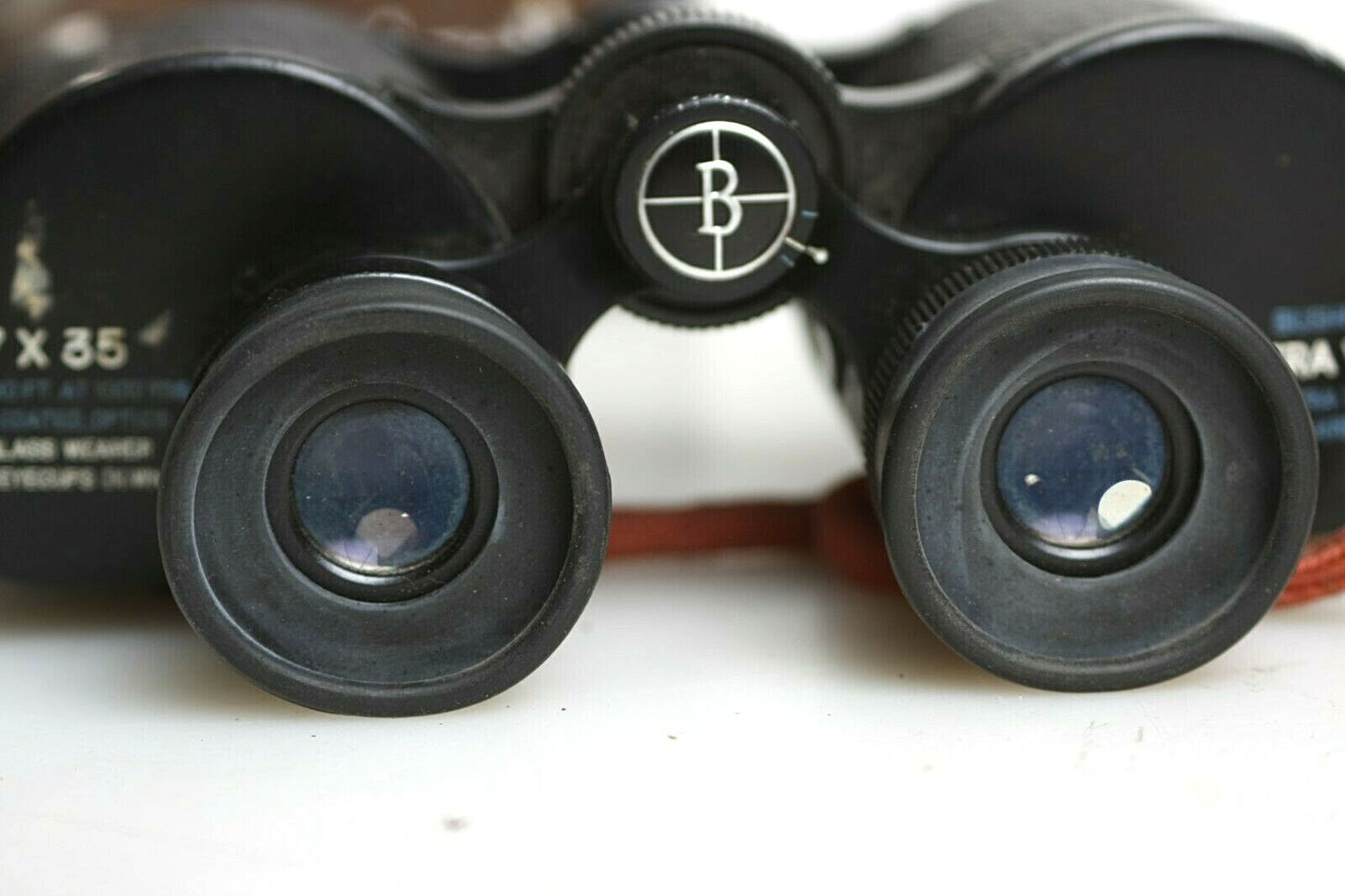 Bushnell Ultra Vision 7X35 Binoculars with Original Case