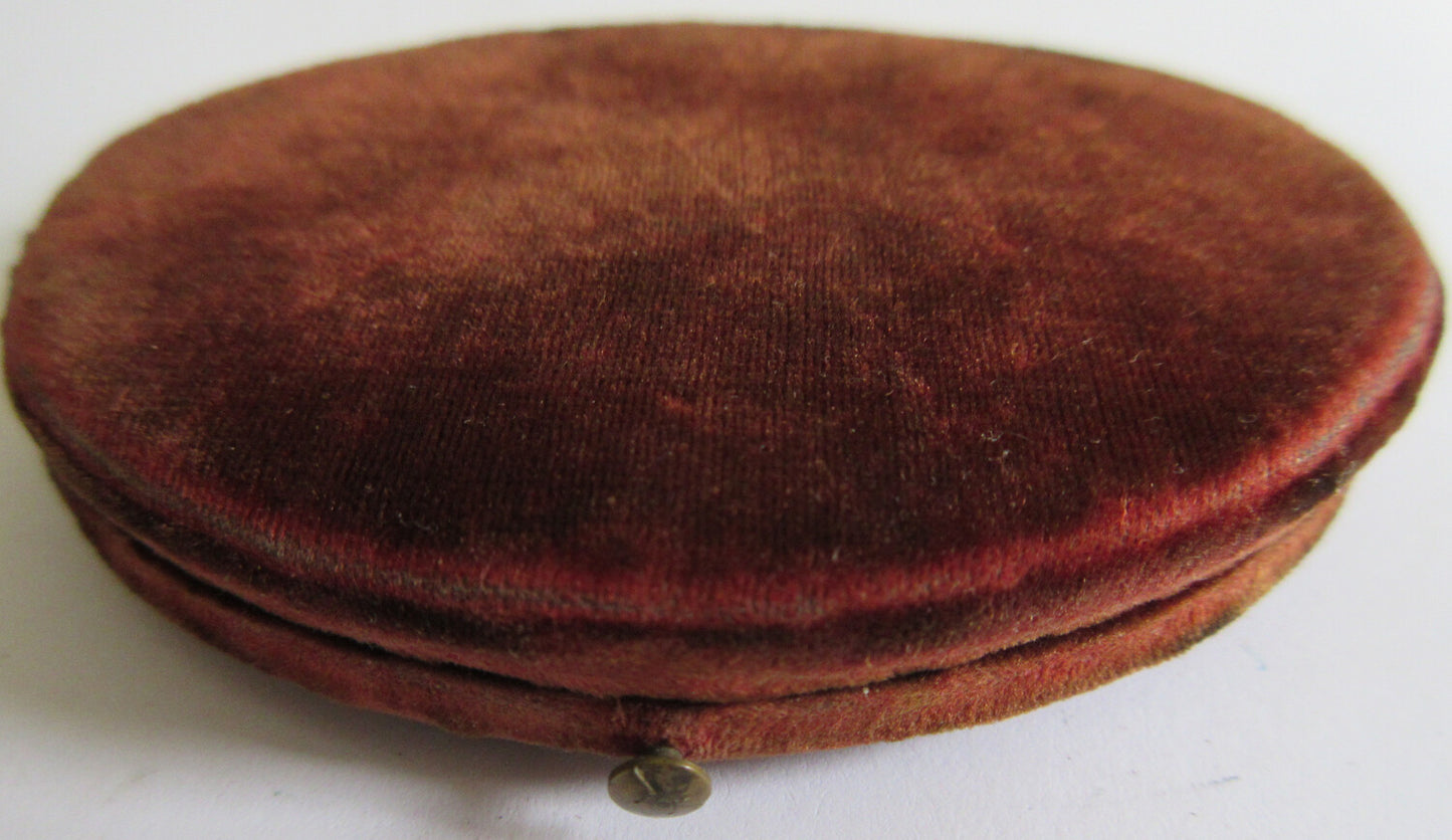 MAN,FISHERMAN CAP, BOW TIE. TINTED, PAINTED BACKGROUND, 9TH PLATE OVAL TINTYPE,