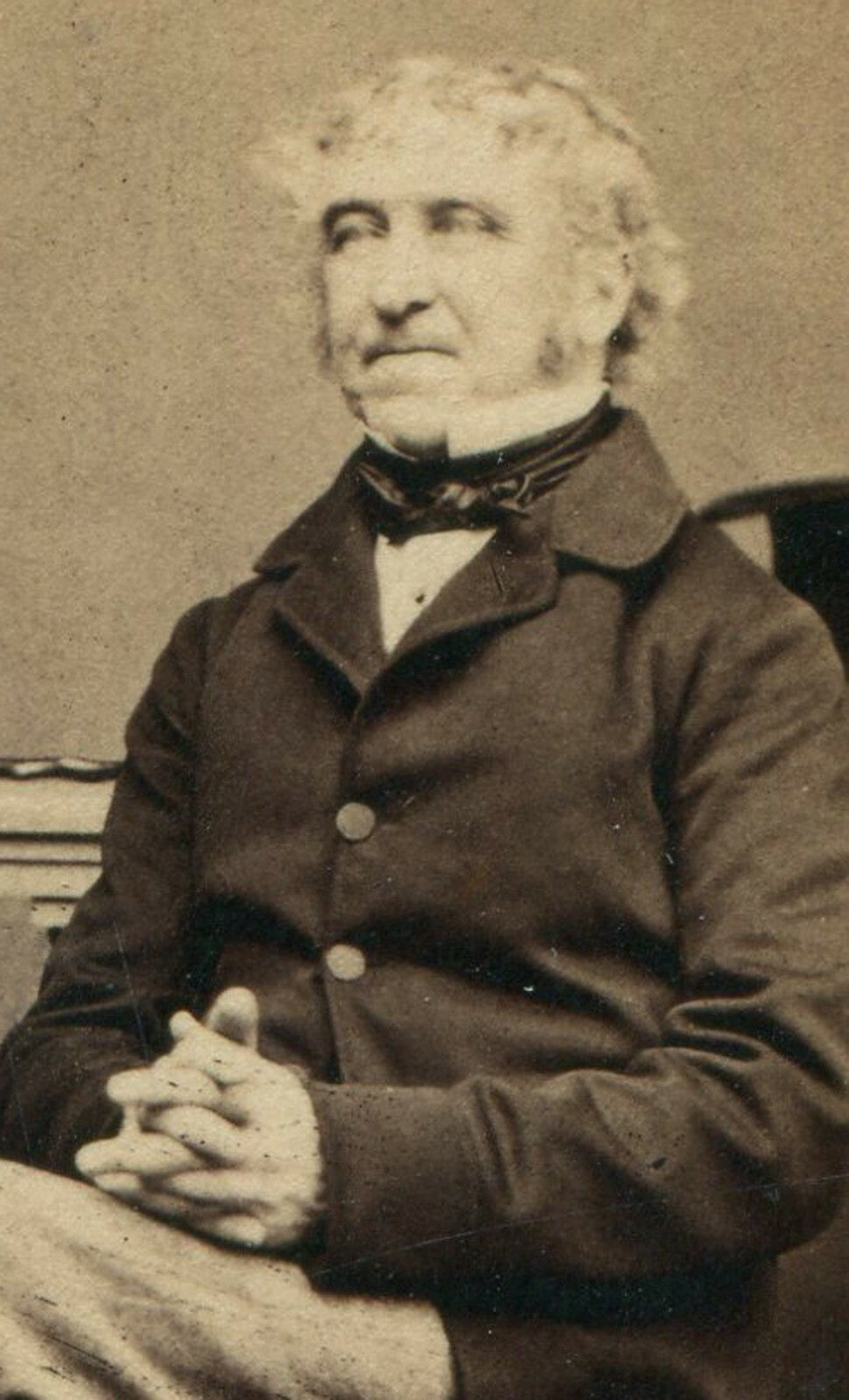 OLDER MAN, SEATED POSE, FINGERS INTERLACED, LEGS CROSSED. CDV. OAKHAM, LONDON.