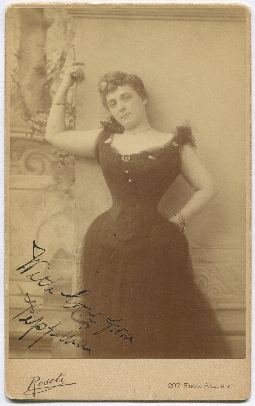 WOMAN, THEATRICAL POSE BY ROSETI. N.Y. LARGE CABINET CARD. 8.5X5.25 IN.