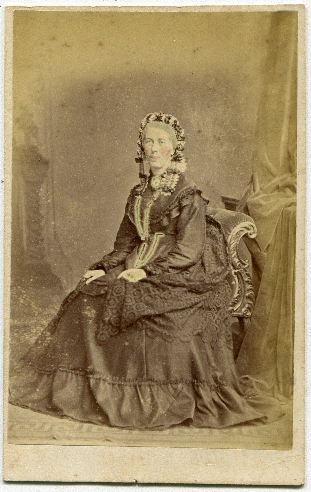WOMAN, ORNATE HAT. TINTED CDV.