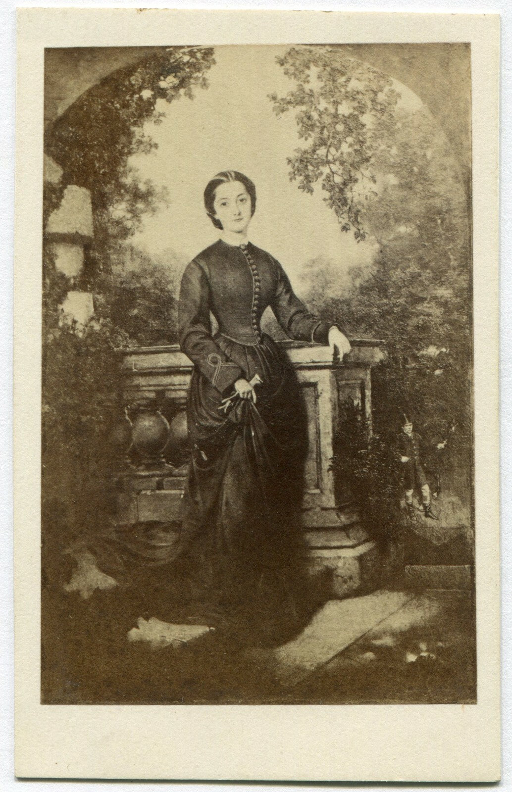ARTIST PRESENTATION OF LOVELY WOMAN IN GARDEN SETTING. CDV.