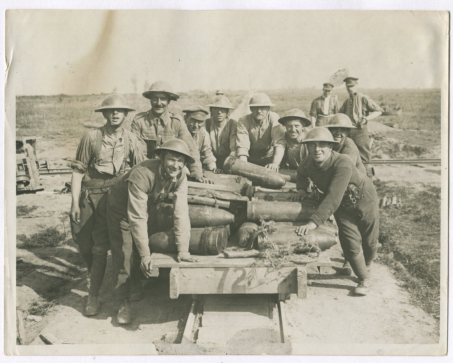 BRITISH ARMAMENTS, BATTLE OF BROODSEINDE. WWI. (8X10 REPRINT)