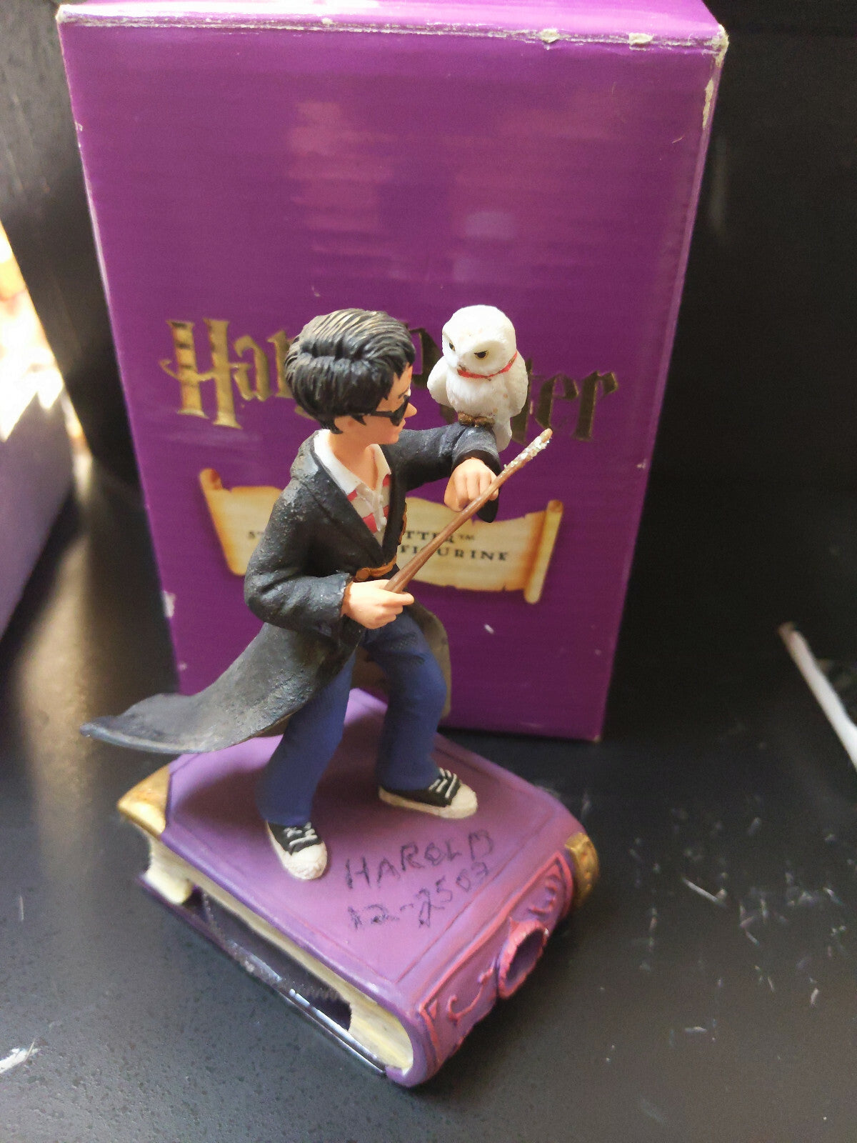 HARRY POTTER STORYTELLER FIGURINE