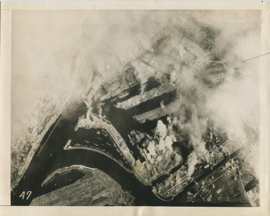 U.S. BOMBERS BATTER HAMBURG, GERMANY SHIPYARDS. WWII. (8X10 REPRINT)