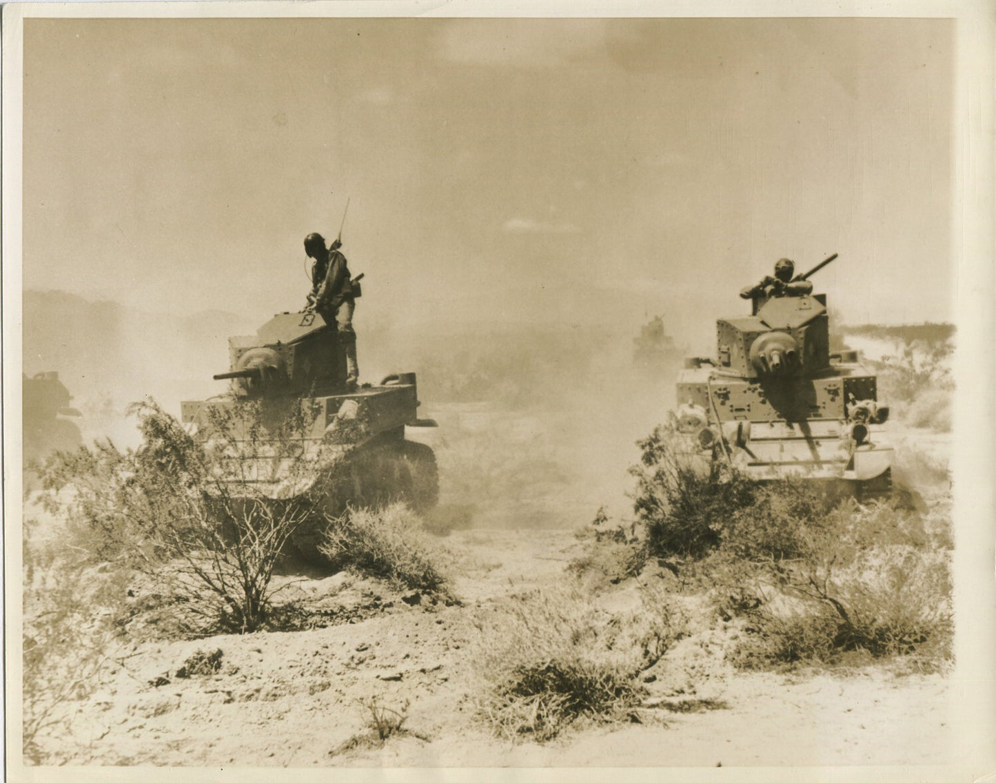 TANK FIELD TESTS, CALIFORNIA DESERT. WWII. (8X10 REPRINT)