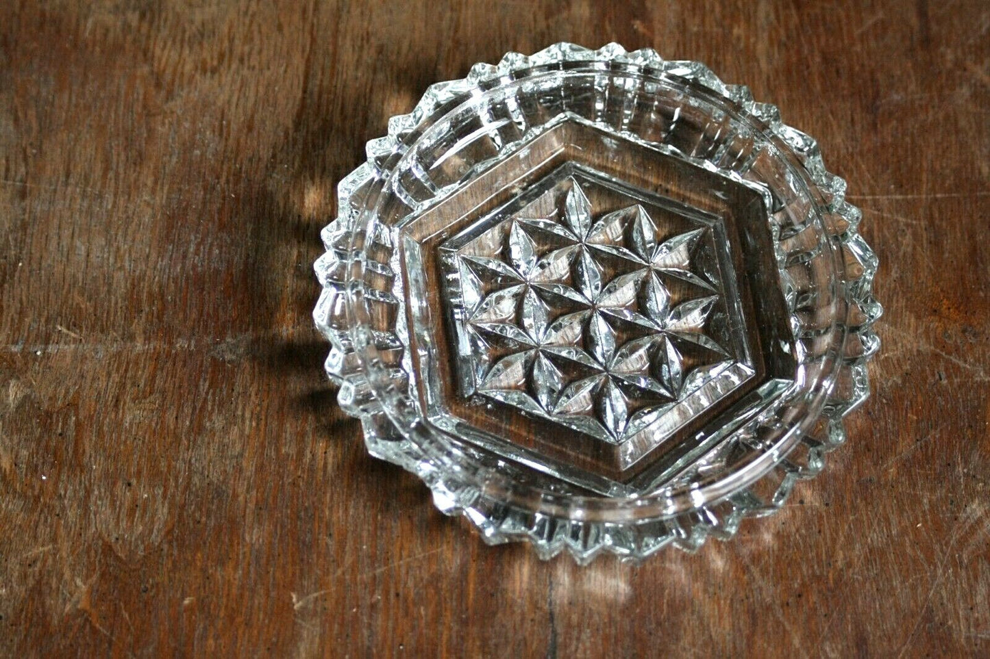 Vintage Glass Ash Tray, 5 Inch Diameter, Clear Glass, Excellent Condition, Collectible Decorative Barware