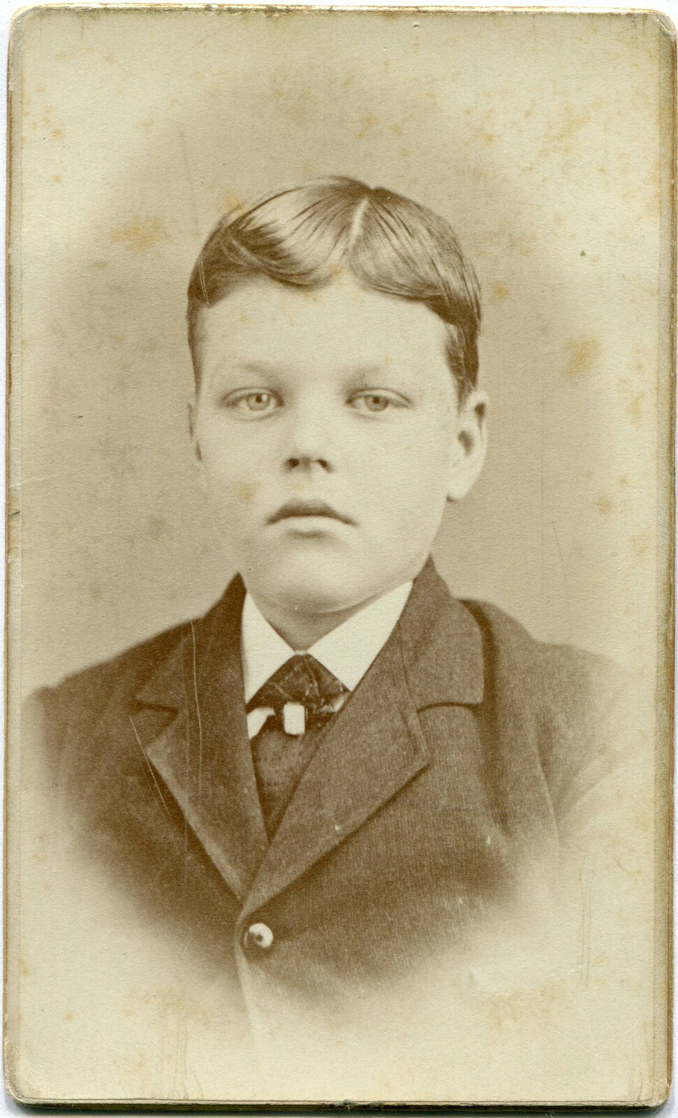 YOUNG BOY, POUTY FROWN. CDV. PITTSFIELD N.H.