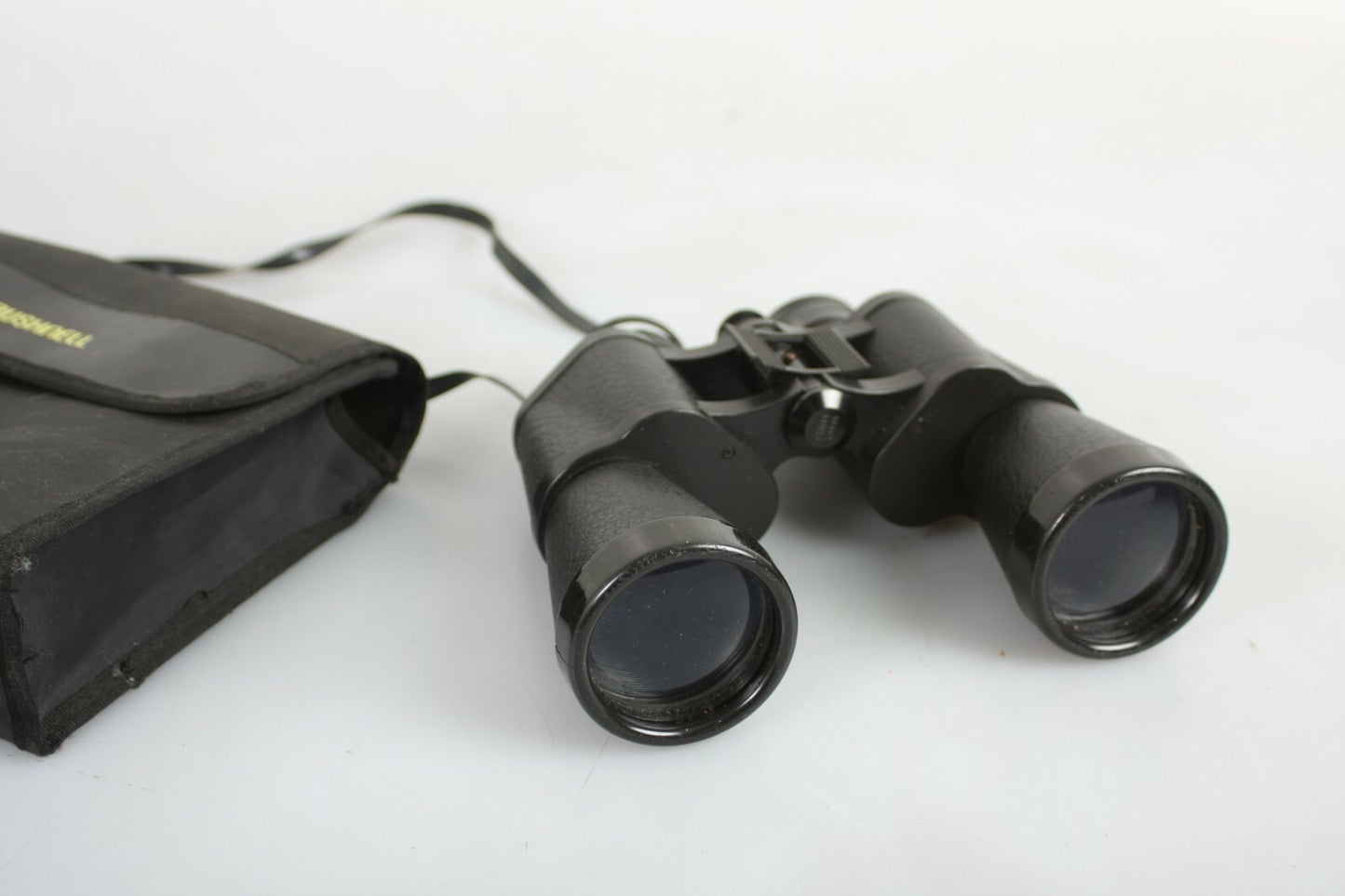 Bushnell 10X50 Binoculars with Case