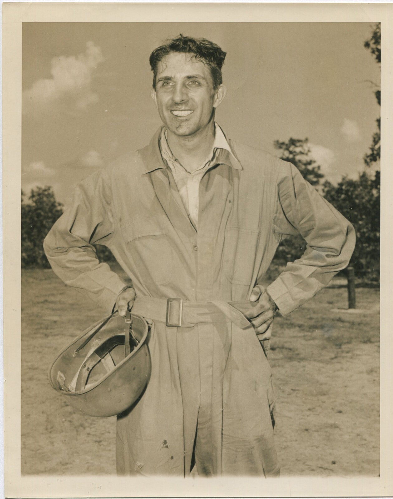 U.S. SOLDIER IN COVERALLS. WWII. (8X10 REPRINT)