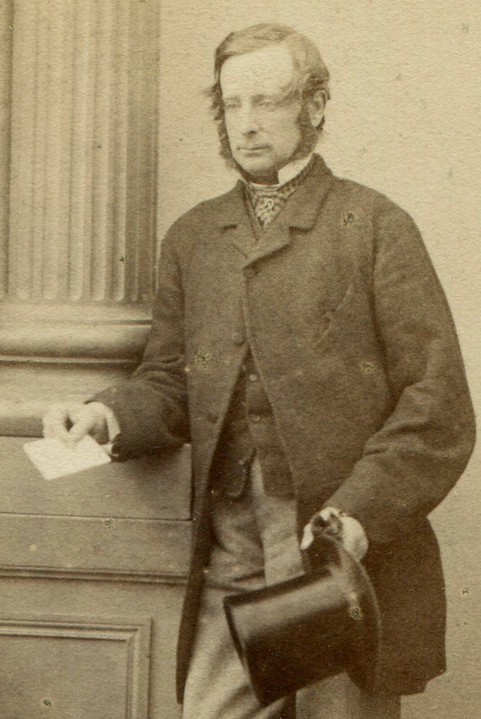 MAN, STANDING POSE, HOLDING TOP HAT, 3/4 LENGTH COAT. CDV. PARIS.