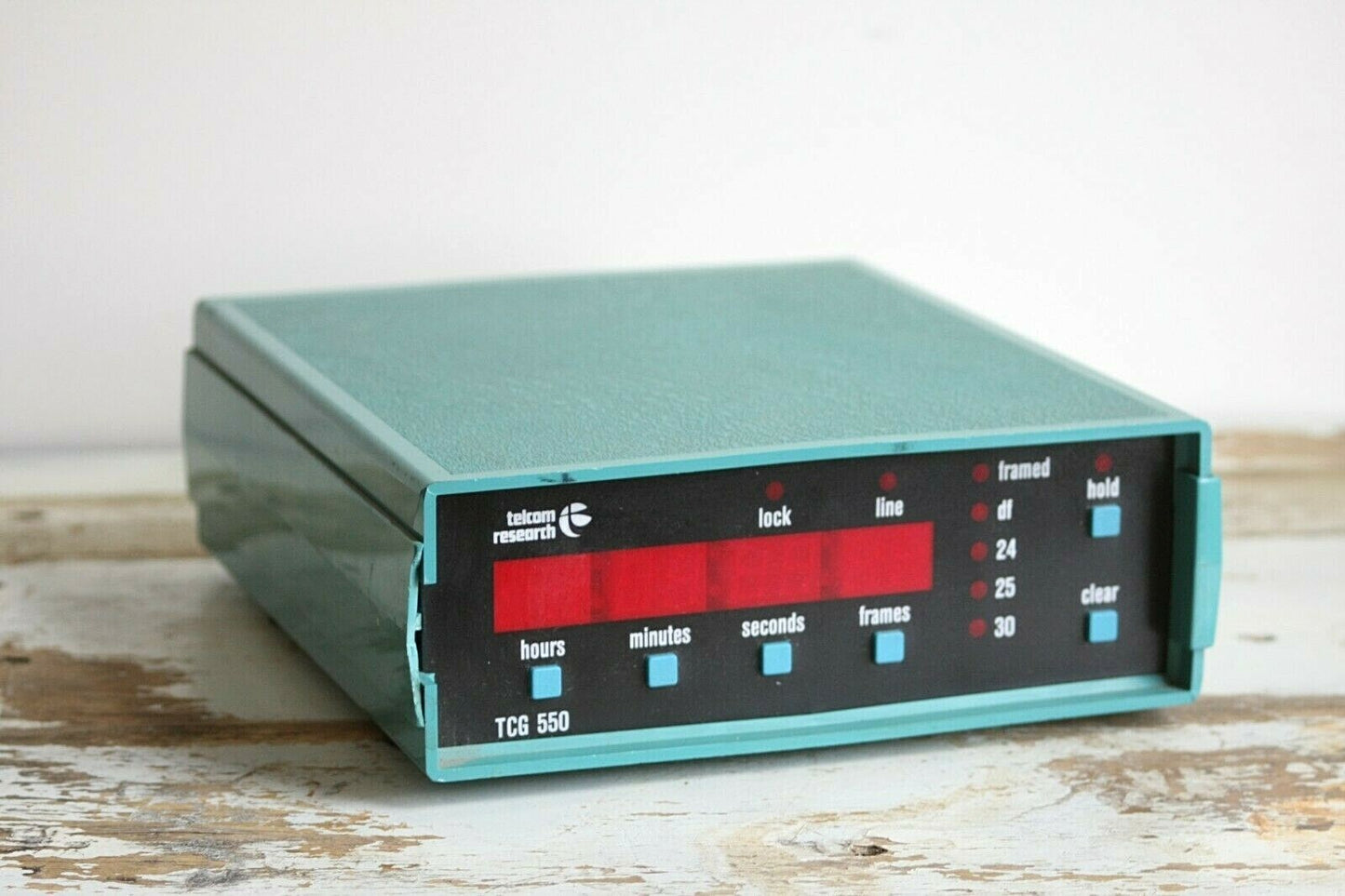 Telecom Research Time Generator TCG 550
