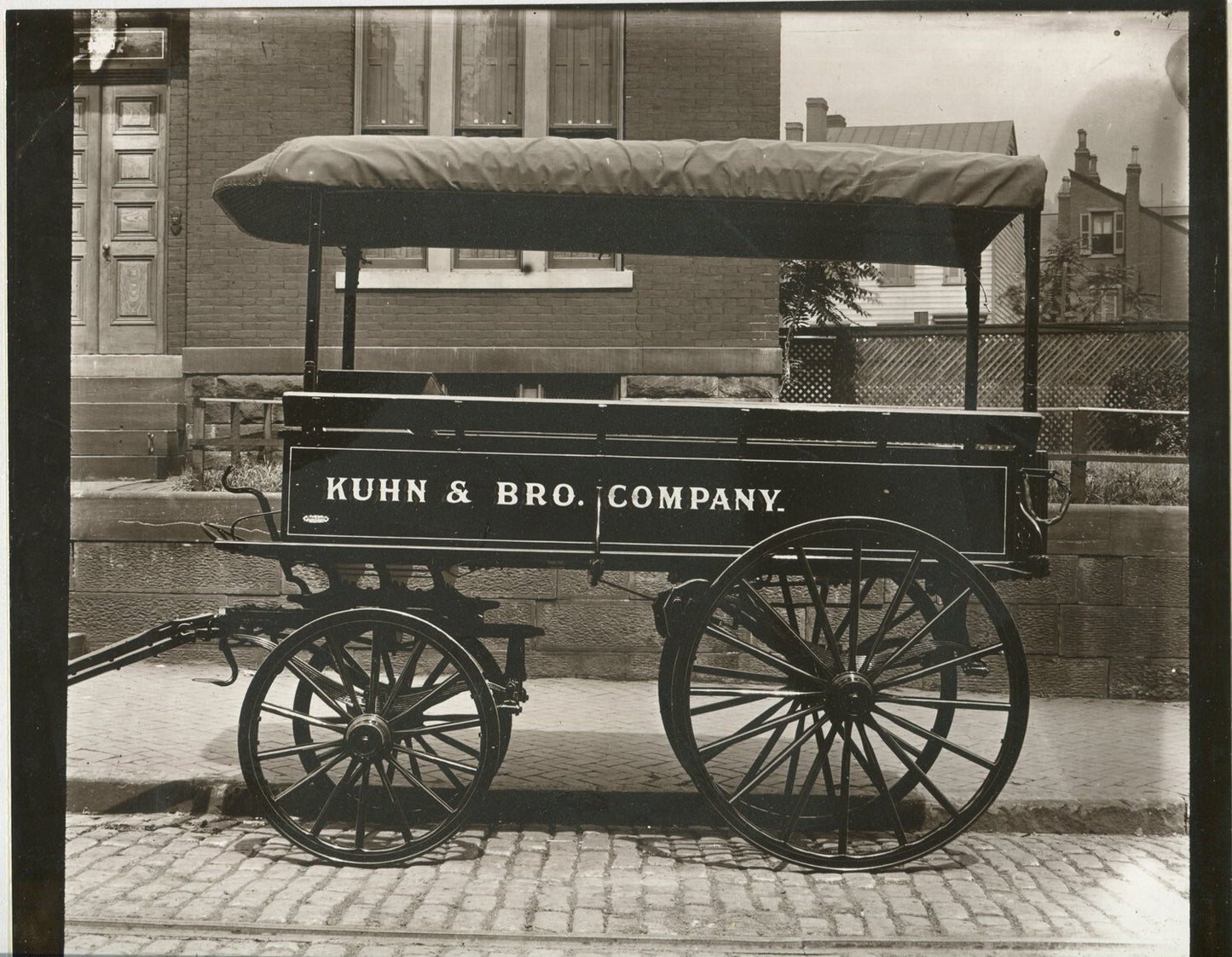 KUHN & BRO CO., COMMERCIAL DELIVERY HORSE DRAWN WAGONS, PITTSBURGH BUSINESSES.